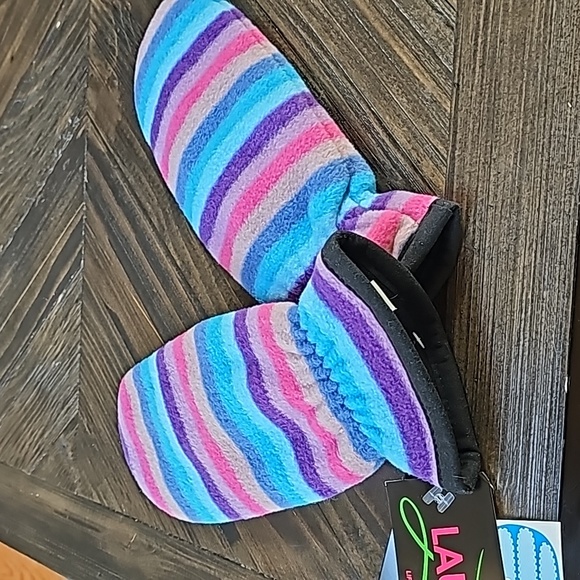 Woman's / Girls mitten by Lauer Gloves. Multi color. size M feels more like S. - Picture 2 of 6